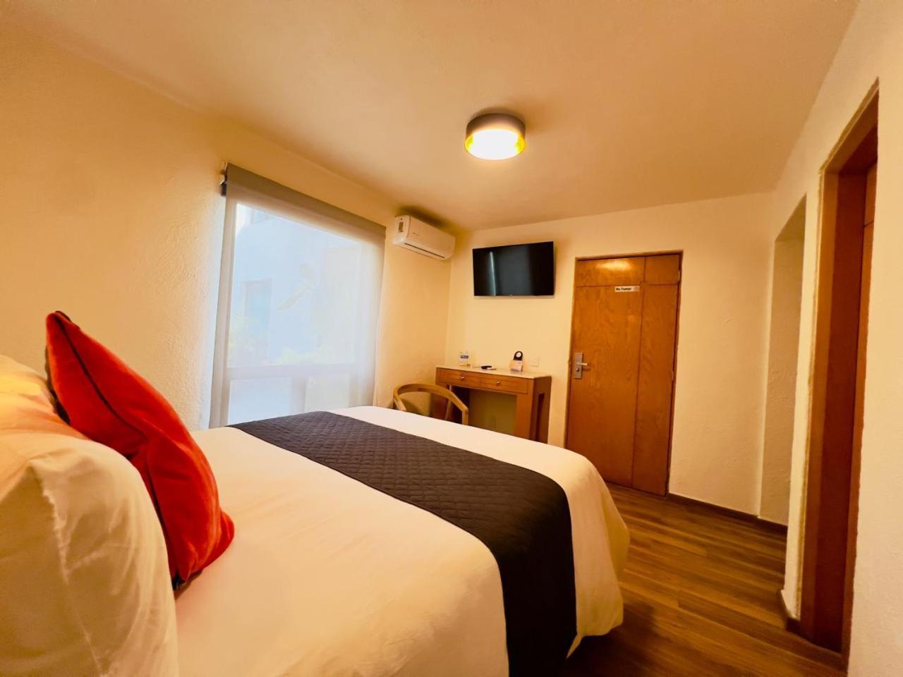 גואדלחארה Hotel Consulado מראה חיצוני תמונה