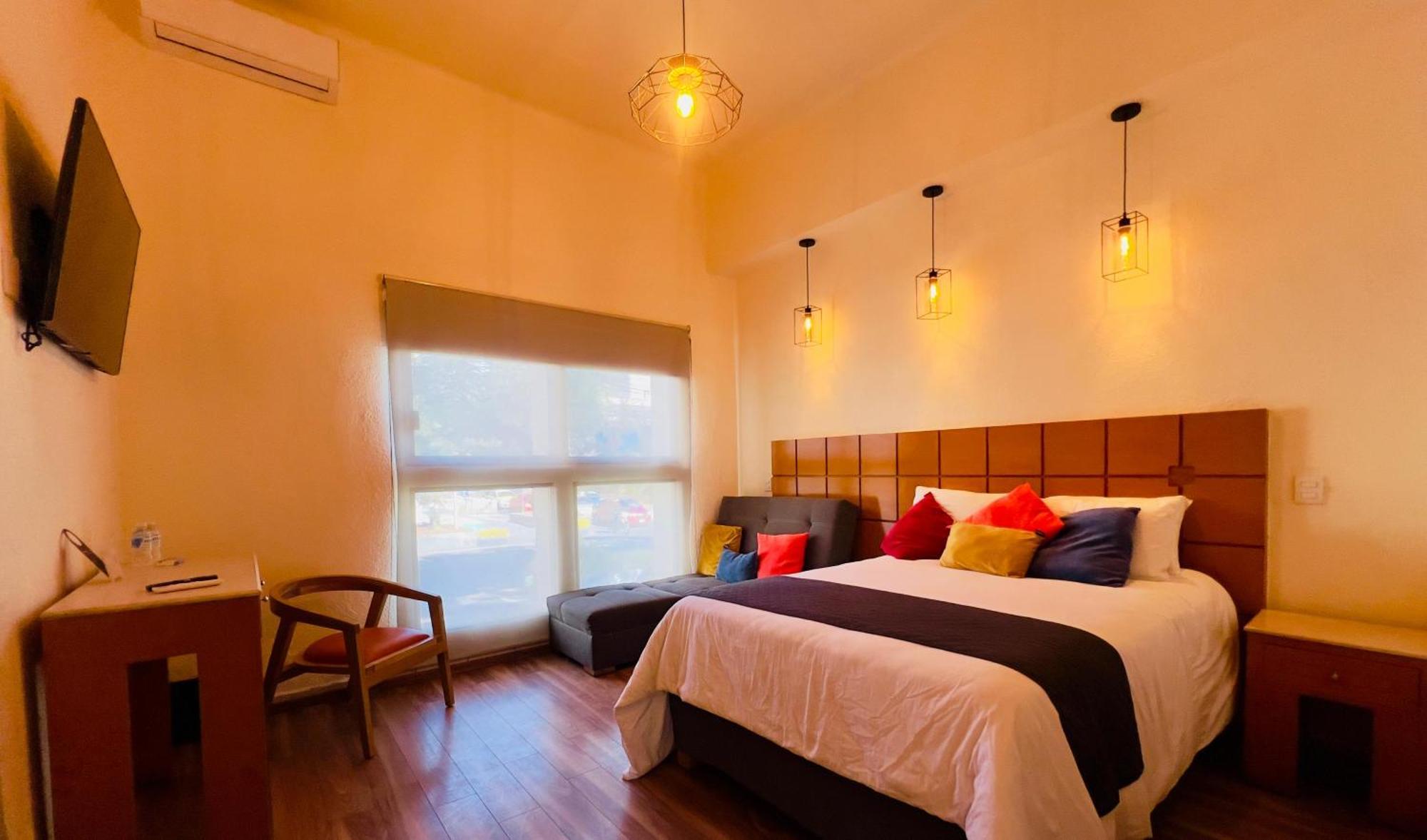 גואדלחארה Hotel Consulado מראה חיצוני תמונה