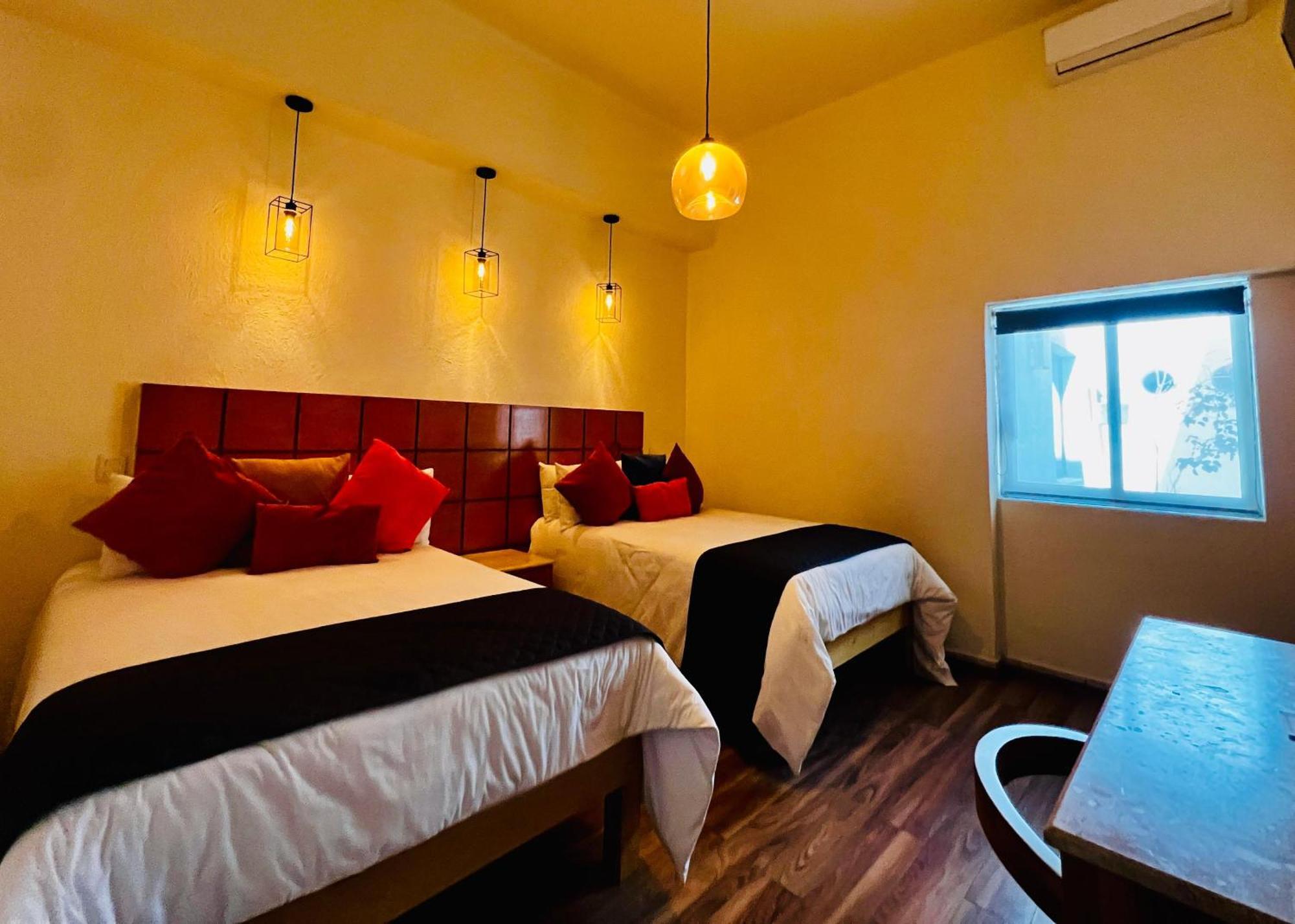 גואדלחארה Hotel Consulado מראה חיצוני תמונה