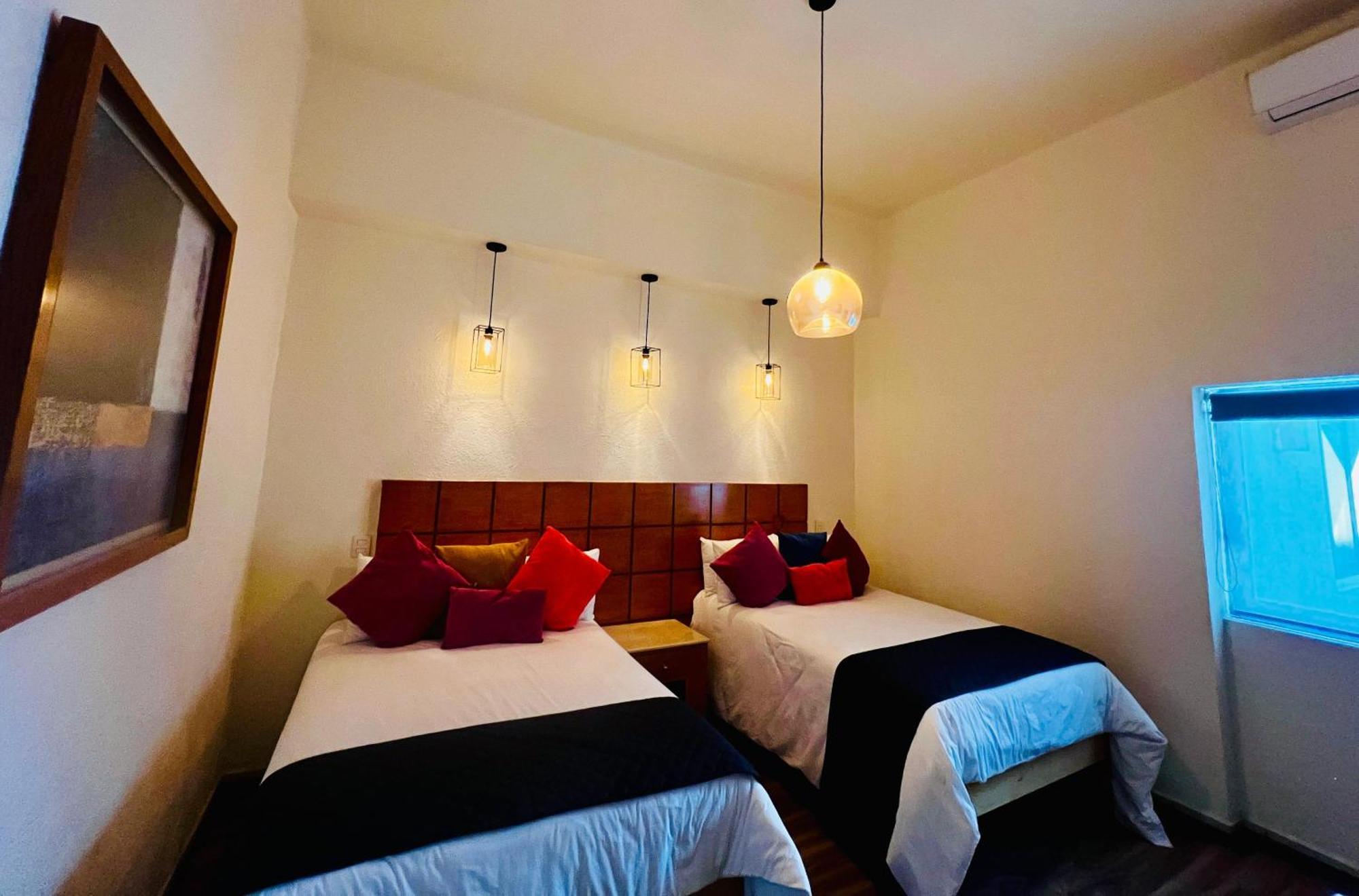 גואדלחארה Hotel Consulado מראה חיצוני תמונה